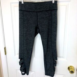 Gaiam gray Capri workout casual leggings size medium